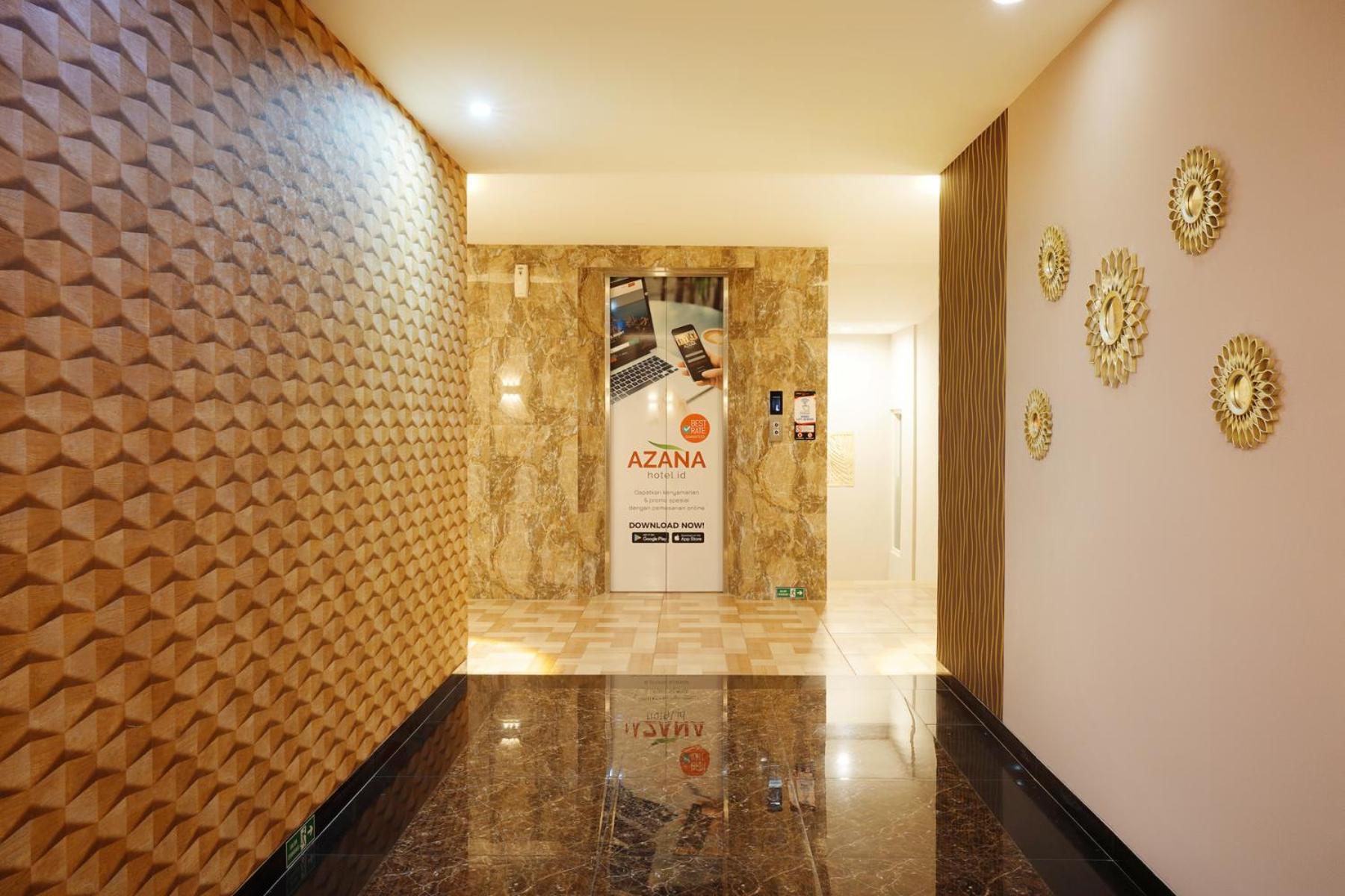 Front One Hotel Sragen Extérieur photo